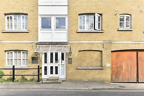 Beautiful flat with terrace
