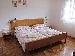 Lovely Apartment With See View - Apartman Dimic 1