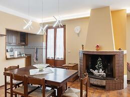 Maximum House in Subbiano