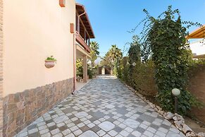 Villa Rosy