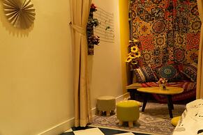 Domus Homestay - Peaceful But Equally Elegant Near old Quarter