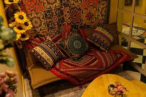 Domus Homestay - Peaceful But Equally Elegant Near old Quarter