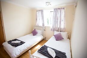 Large Home Central Ipswich