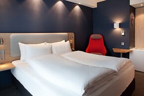 Holiday Inn Express Munich - Olympiapark by IHG