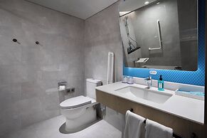 Holiday Inn Express Shenzhen Haiyuan City by IHG