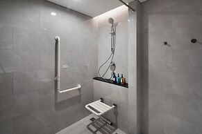 Holiday Inn Express Shenzhen Haiyuan City by IHG