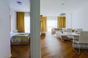 Luxury Apartments Artiani