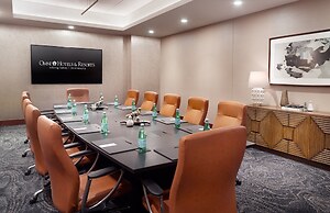 Omni Viking Lakes Hotel