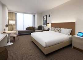 Omni Viking Lakes Hotel