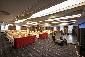 Muong Thanh Luxury Saigon Hotel