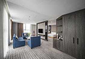Muong Thanh Luxury Saigon Hotel