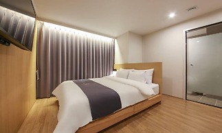 Gwangju Divine Hotel