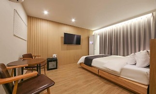 Gwangju Divine Hotel