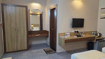 Hotel Gulmohar Grand