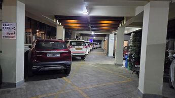 Hotel Gulmohar Grand