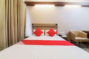 Hotel Gulmohar Grand