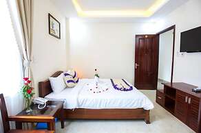 T Y Hotel & Apartment