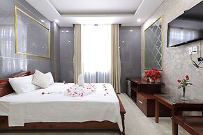 T Y Hotel & Apartment