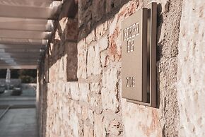 Aliv Stone Suites & Spa