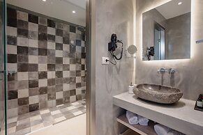 Aliv Stone Suites & Spa