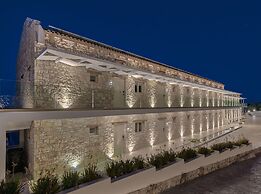 Aliv Stone Suites & Spa