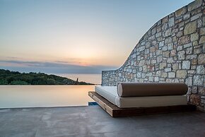 Aliv Stone Suites & Spa