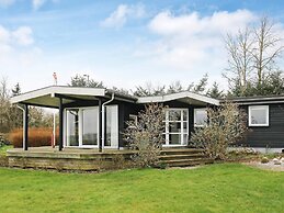 6 Person Holiday Home in Roslev