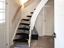 10 Person Holiday Home in Skillingaryd