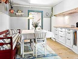10 Person Holiday Home in Skillingaryd