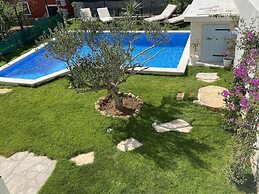 Villa Mediterra Garden & Pool