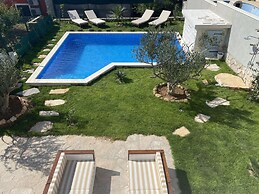 Villa Mediterra Garden & Pool