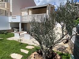 Villa Mediterra Garden & Pool