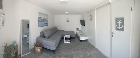 Villa Mediterra Garden & Pool