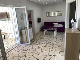 Villa Mediterra Garden & Pool