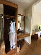 Chaithalay Khanom Resort