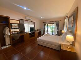 Chaithalay Khanom Resort