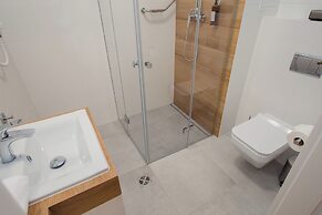 ShortStayPoland Aparthotel