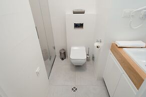 ShortStayPoland Aparthotel