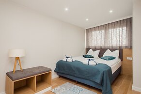 ShortStayPoland Aparthotel