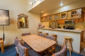 Townsend Place Condo 3 minutes walk to Beaver Creek VIllage by RedAwni