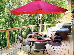 Cozy Bear Den 2 Bedroom Cabin by RedAwning