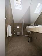 Belomont52 Guest House