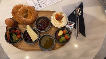 Metis Urbane Living Spaces