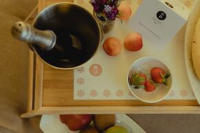 Metis Urbane Living Spaces