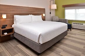 Holiday Inn Express & Suites Moundsville by IHG