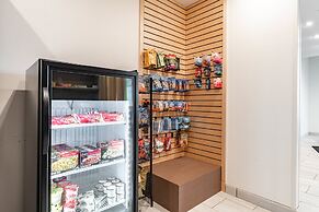 Holiday Inn Express & Suites Moundsville by IHG