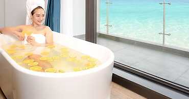 Canvas Danang Beach Hotel