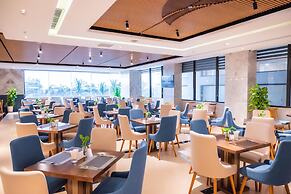 Canvas Danang Beach Hotel