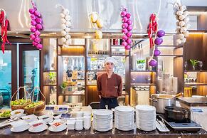 Canvas Danang Beach Hotel