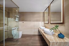 Canvas Danang Beach Hotel